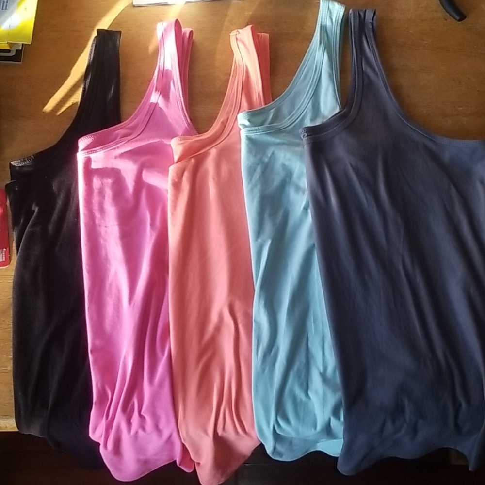 No Boundries Tank Tops